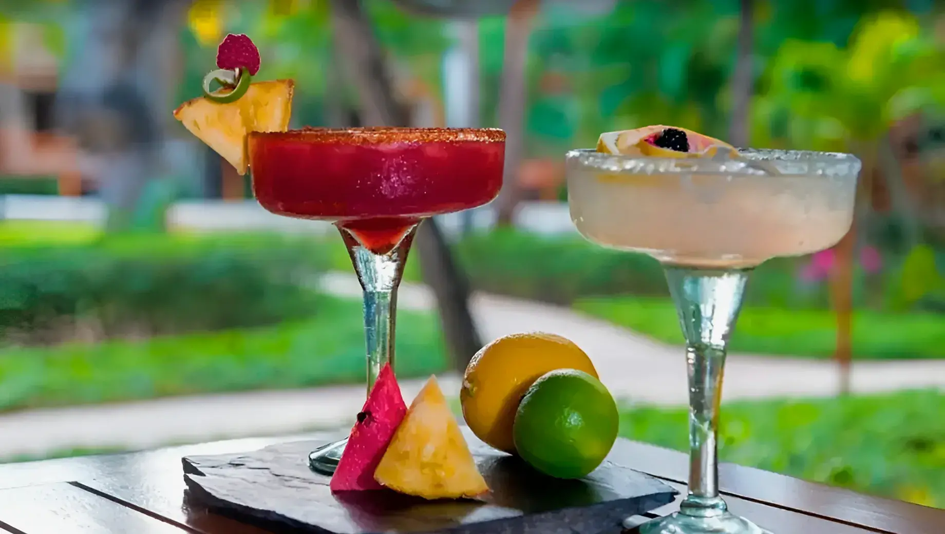 Benefits for groups and joint bookings