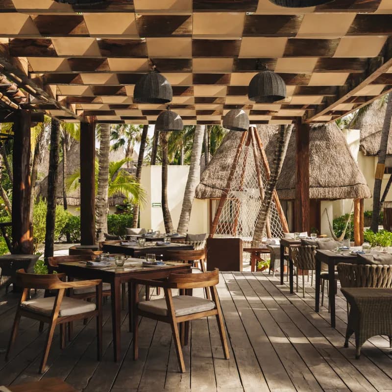 Romantic Guide to Playa Del Carmen: Valentines Day in Mexico at Mahekal Beach Resort