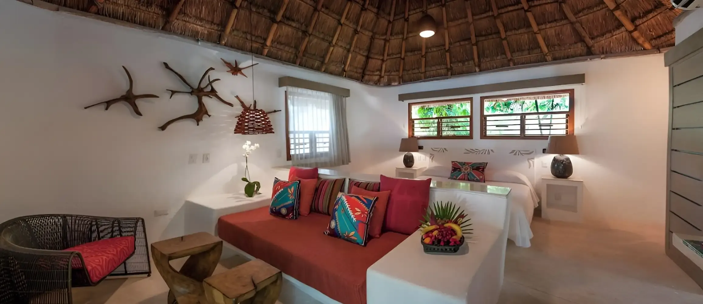 Solo Travel to Playa del Carmen: safety, routes, and experiences